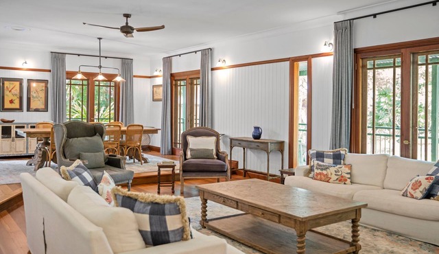 Spacious 5-bedroom Noosa country house in fabulous Pomona with private pool