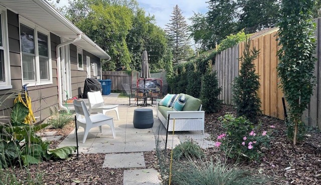 Spacious 5-bedroom house in lovely Minneapolis/Edina border