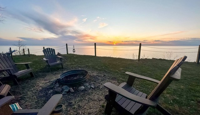 Spacious 5-bedroom A-Frame in South Haven with view of Lake Michigan