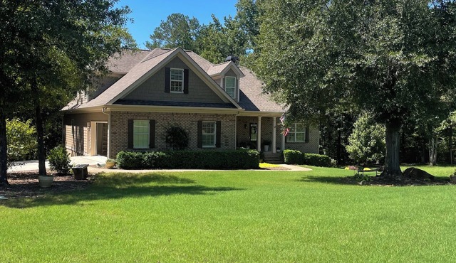 Spacious 5-bedroom house in delightful Watkinsville