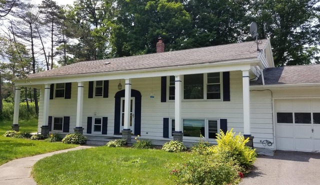 Spacious 5 Bedroom Baseball Rental Next Door to All-Star Village