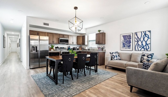 Spacious 5 BR Getaway in NOLA