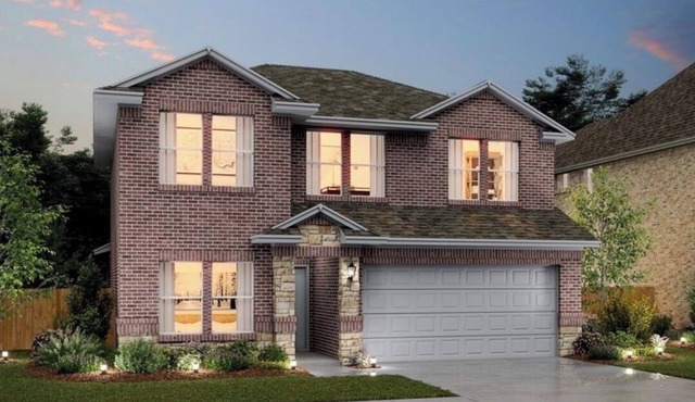 Spacious 5 BR Modern Home in Peaceful Neighborhood just outside downtown Dallas.
