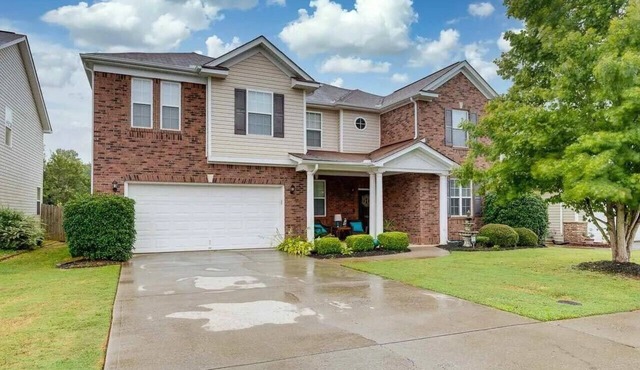 Spacious 5-BR Retreat in Simpsonville, SC – Perfect for Gatherings & Getaways