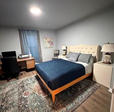 Spacious 5 BR Stay in Westminster Perfect for Groups & Longer Stays