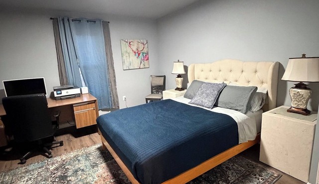 Spacious 5 BR Stay in Westminster | Perfect for Groups & Longer Stays