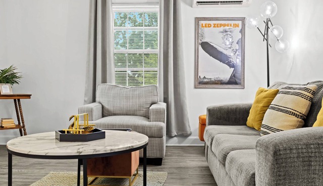 Spacious 5-Unit Home Near Downtown & Expo Center!