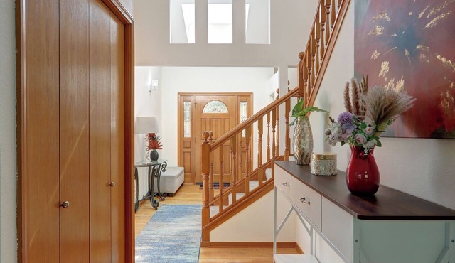 Spacious 5bd home Close Redondo Beach+Valley hospital with AC in Des Moines WA