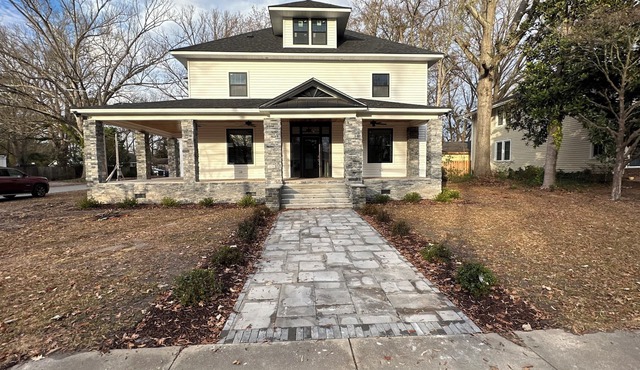 Spacious 5bedroom house in amazing Ayden NC perfect for hosting a large family.