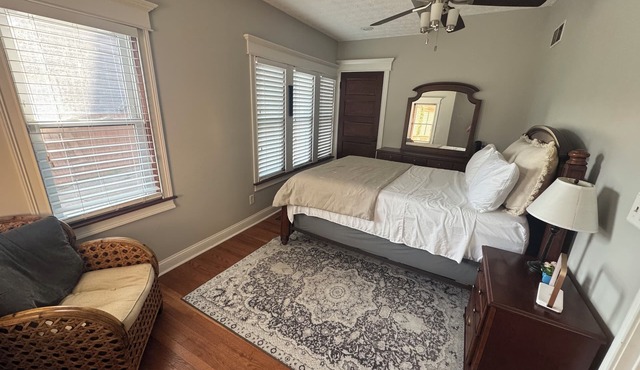 Spacious 5BR/4BA Home - Close To Everything!