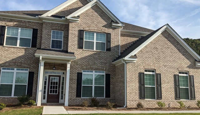 Spacious 5BR 4BA Retreat: The Best Kept Secret in Covington