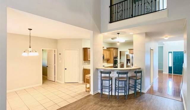 Spacious 5BR Family & Pet-Friendly Home 25 min to Downtown, Graceland & Shopping