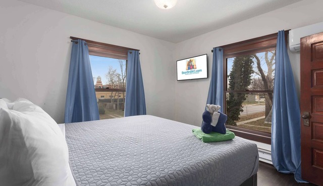 Spacious 5BR Home|KingBeds|FencedYard