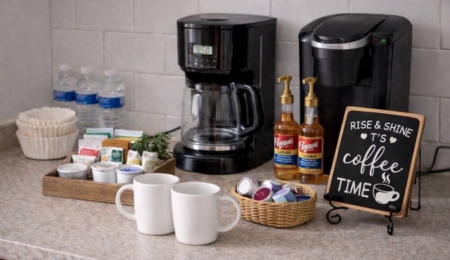 Spacious 5BR Lake View Home Near Cornell Sleeps 9 Accessible