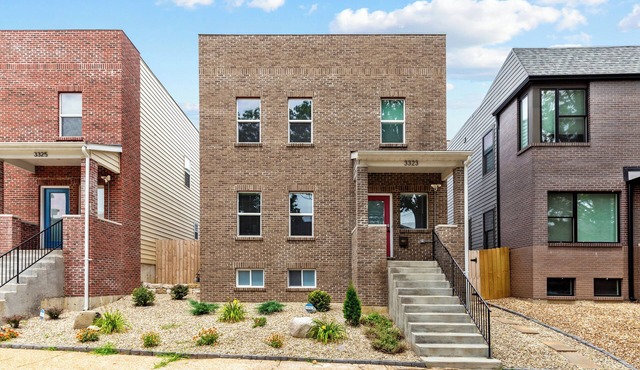 Spacious 5BR Near SLU | Sleeps 15 | Walk to Arch, Ballparks & Breweries