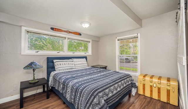 Spacious 5BR Retreat w/Fire Pit + BBQ Patio