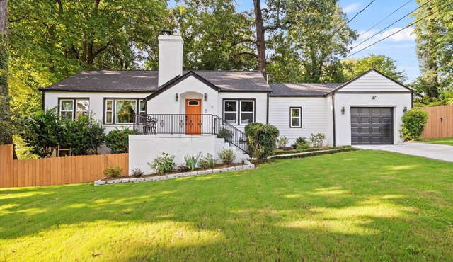 Spacious 5BR Yard Access Grant Park