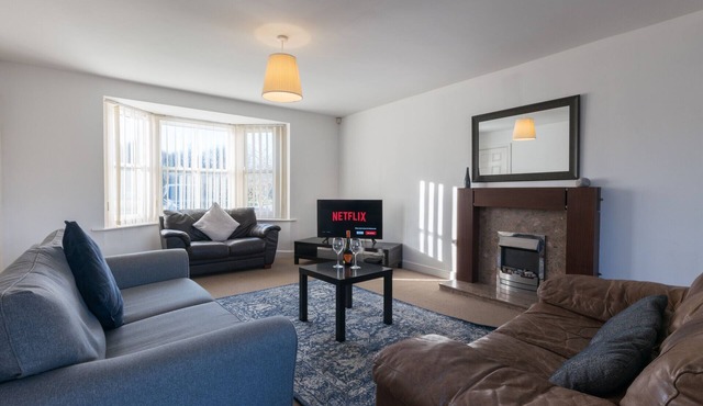 Spacious 6 bed House - Perfect for Families