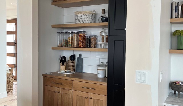 Spacious 6-bedroom house in welcoming Huntsville with AC, WiFi near lake