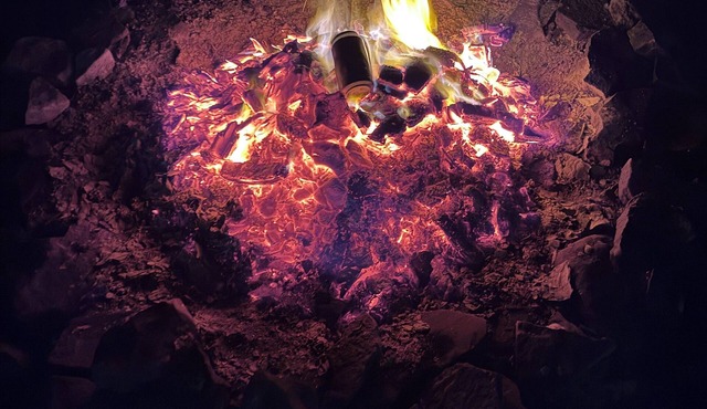 Spacious 6-bedroom house in peaceful Lake Ariel with AC