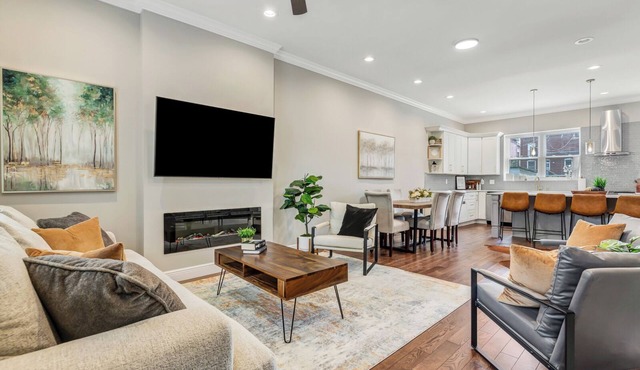 Spacious 6-bedroom house in the heart of fabulous St. Louis