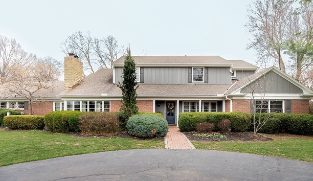 Spacious 6-bedroom house mins from WC Venues with putting green and gym