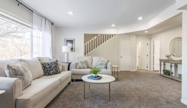 Spacious 6BR Haven: Family-Friendly