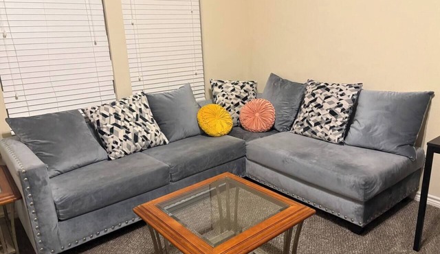 Spacious 6BR Home Sleeps 12 with Game Room near PGA Frisco and Universal Kids