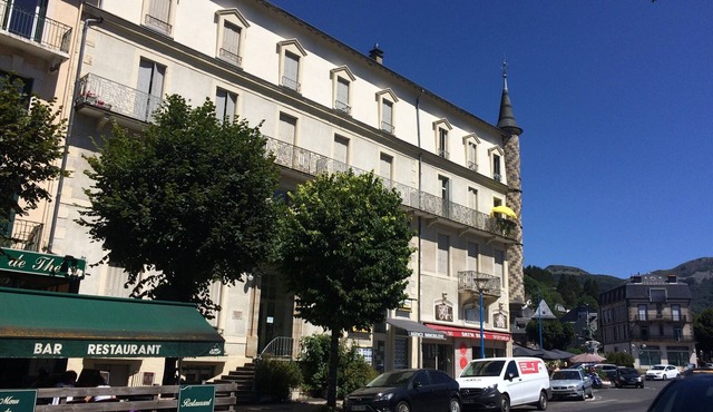 Spacious 78m2 apartment in the center, balcony for up to 6 people