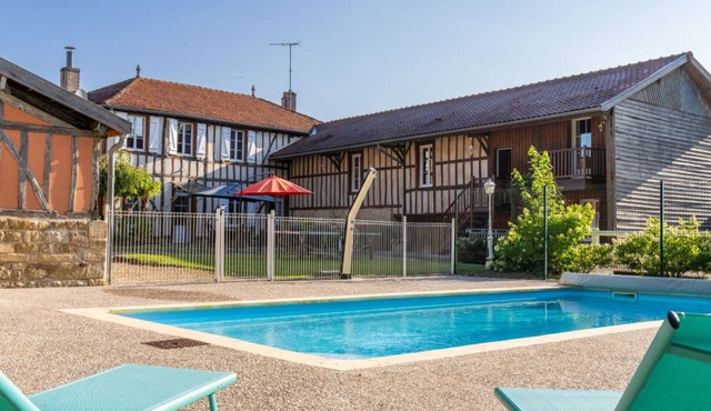 Spacious 8BR Villa with Heated Pool, Games, and Nearby Nature Trails