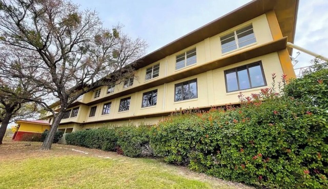 Spacious 9-bedroom Wing in Refurbished Military Barracks