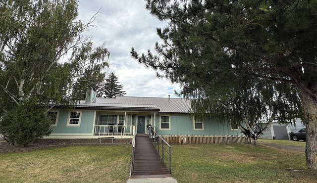 Spacious 9-bedroom house located in Montana's Favorite small town.