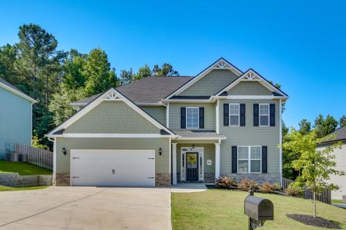 Spacious Aiken Home about 8 Mi to Downtown!