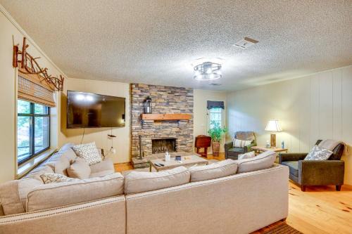 Spacious Alexander City Retreat with Private Dock!