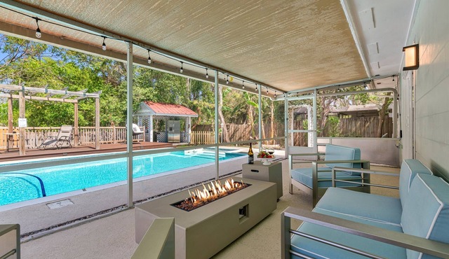 Spacious & Amazing Home w/Big Pool and Patio