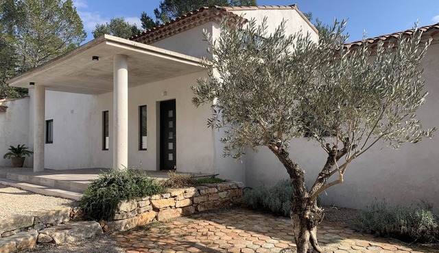 Spacious and quiet villa classified 4 * furnished with tourism