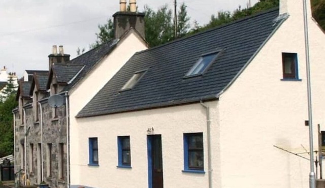 Spacious and airy, to be refurbished over winter