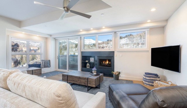 Spacious and Bright Penthouse at the Peaks in Mountain Village