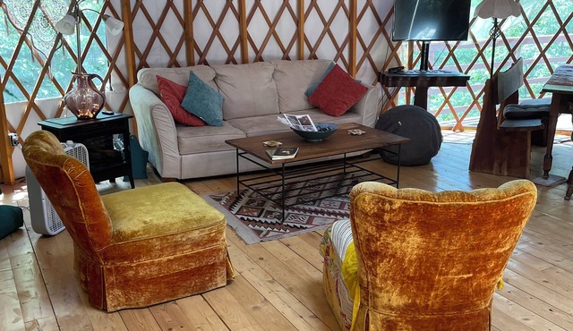 Spacious and Beautiful 30 ft Yurt in the Mountains - 8 mi from Montpelier!