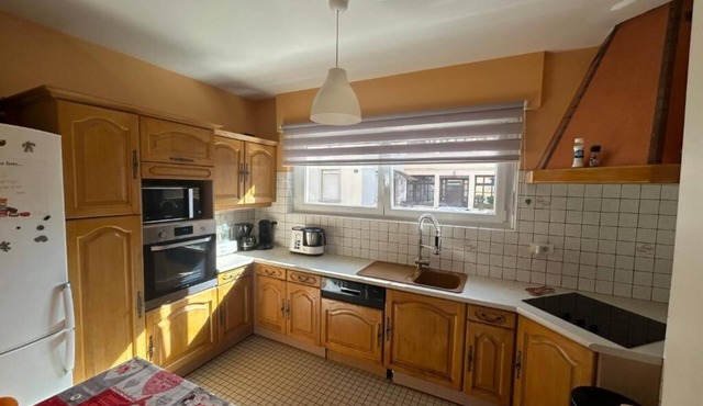 Spacious and bright apartment close to the center of Strasbourg