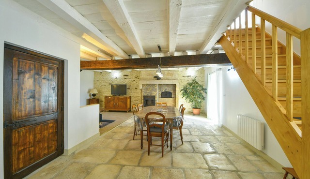 Spacious and comfortable cottage in the South Berry countryside