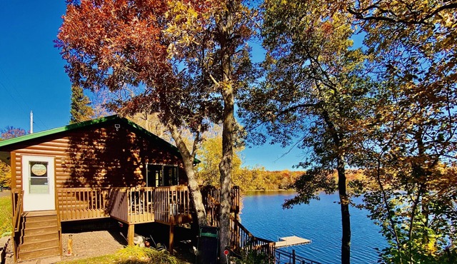 Spacious and Charming Lakefront Cabin