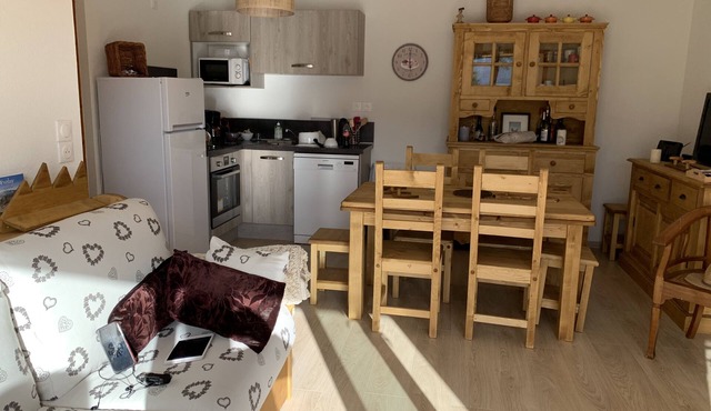 Spacious and cozy apartment near the ski lifts