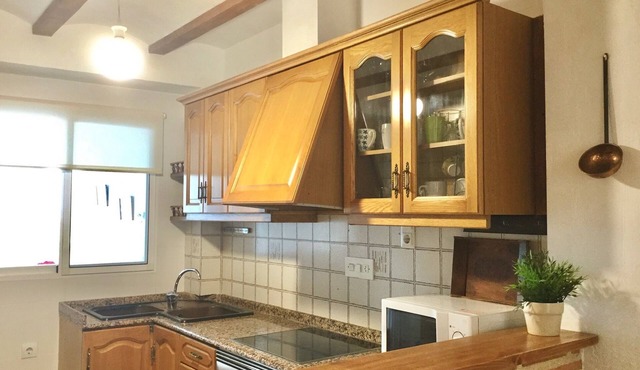 Spacious and comfortable apartment, 3 bedrooms, 2 bathrooms, living room with fireplace
