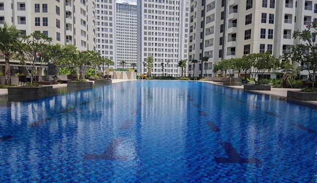 Spacious And Comfy 3Br At M-Town Signature Apartment