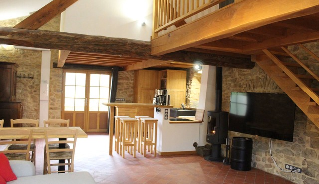 Spacious and comfortable 3-star apartment