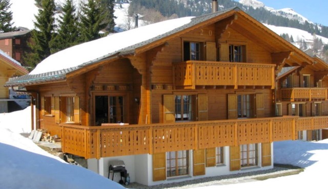 Spacious and cosy chalet, close to the main ski lift and resort centre