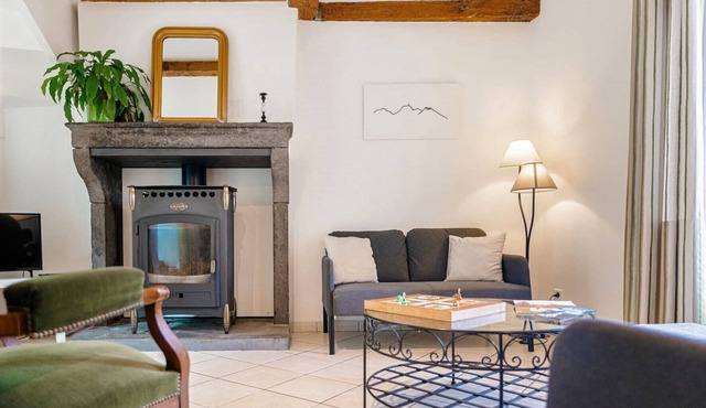 Spacious and cosy house between Lakes, Volcanoes and Heritage!