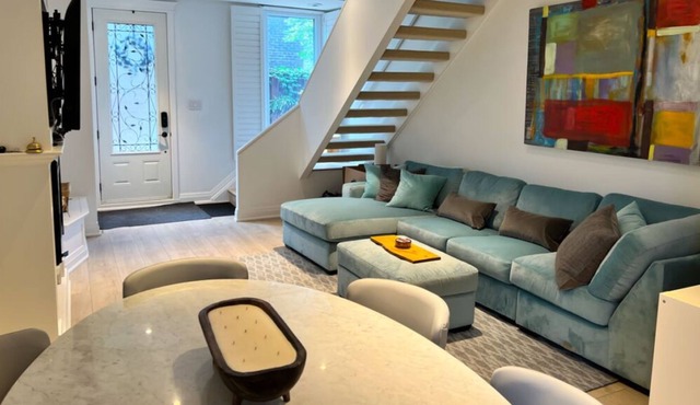 Spacious and Cozy 3-Bed, 2-Bath Residence in Toronto, ON