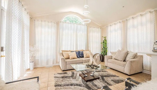 Spacious and Cozy 8 Bedrooms house w/Gym near D.C